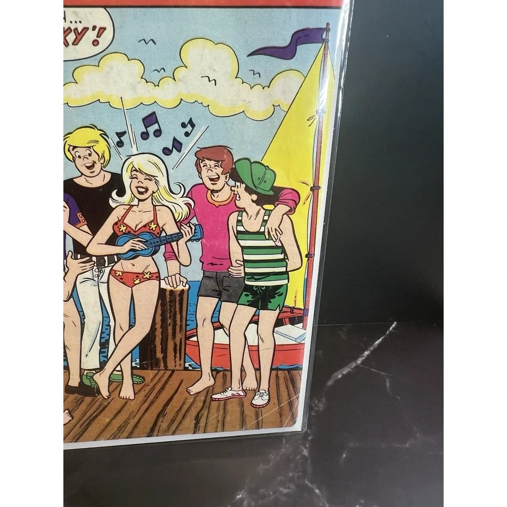 JOSIE‎ AND THE PUSSYCATS 83 Dan DeCarlo, 1975